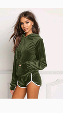 Load image into Gallery viewer, HOODIE AND SHORTS 2PIECE SET
