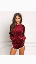 Load image into Gallery viewer, HOODIE AND SHORTS 2PIECE SET
