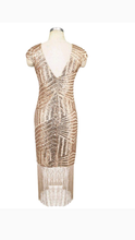 Load image into Gallery viewer, ROUND COLLAR SEQUIN DESIGN BODYCON DRESS
