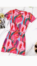 Load image into Gallery viewer, GEOMETRIC PRINT ROUND NECKLINE 3-PIECE SET
