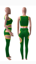 Load image into Gallery viewer, PRINTED TOP WITH CUT-OUT PANTS 2-PIECE SET
