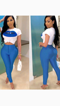 Load image into Gallery viewer, LIPS GRAPHIC PRINT TEE WITH PANTS SET
