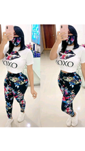 Load image into Gallery viewer, ROUND NECK COLLAR LIPS PRINTED TEE AND FLORAL PANTS 2-PIECE SET WITH MASK
