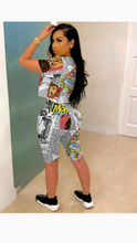 Load image into Gallery viewer, ROUND NECK NEWSPAPER COMIC PRINT 2-PIECE SPORTS SET
