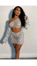 Load image into Gallery viewer, OBLIQUE OFF SHOULDER HOLLOW OUT TOP AND SKIRT 2-PIECE SET
