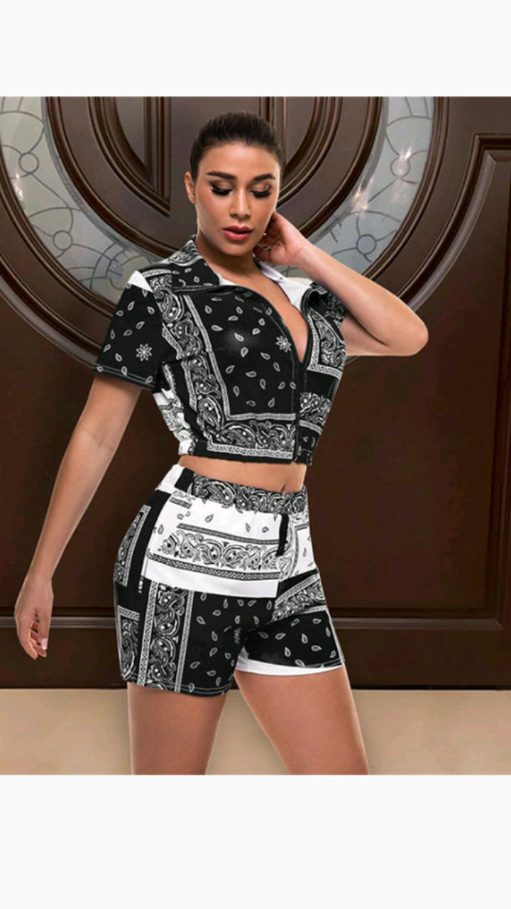 PAISLEY GRAPHIC PRINTED LAPEL TOP AND SHORTS 2-PIECE SET