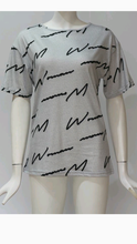 Load image into Gallery viewer, CURSIVE LETTER PRINTED TEE WITH ROUND COLLAR SHORT SLEEVE
