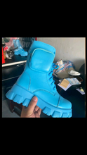Load image into Gallery viewer, SOLID COLOR LACE-UP PLATFORM BOOTS
