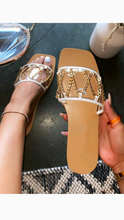 Load image into Gallery viewer, METAL DECORATIVE SQUARE TOE SLIPPERS
