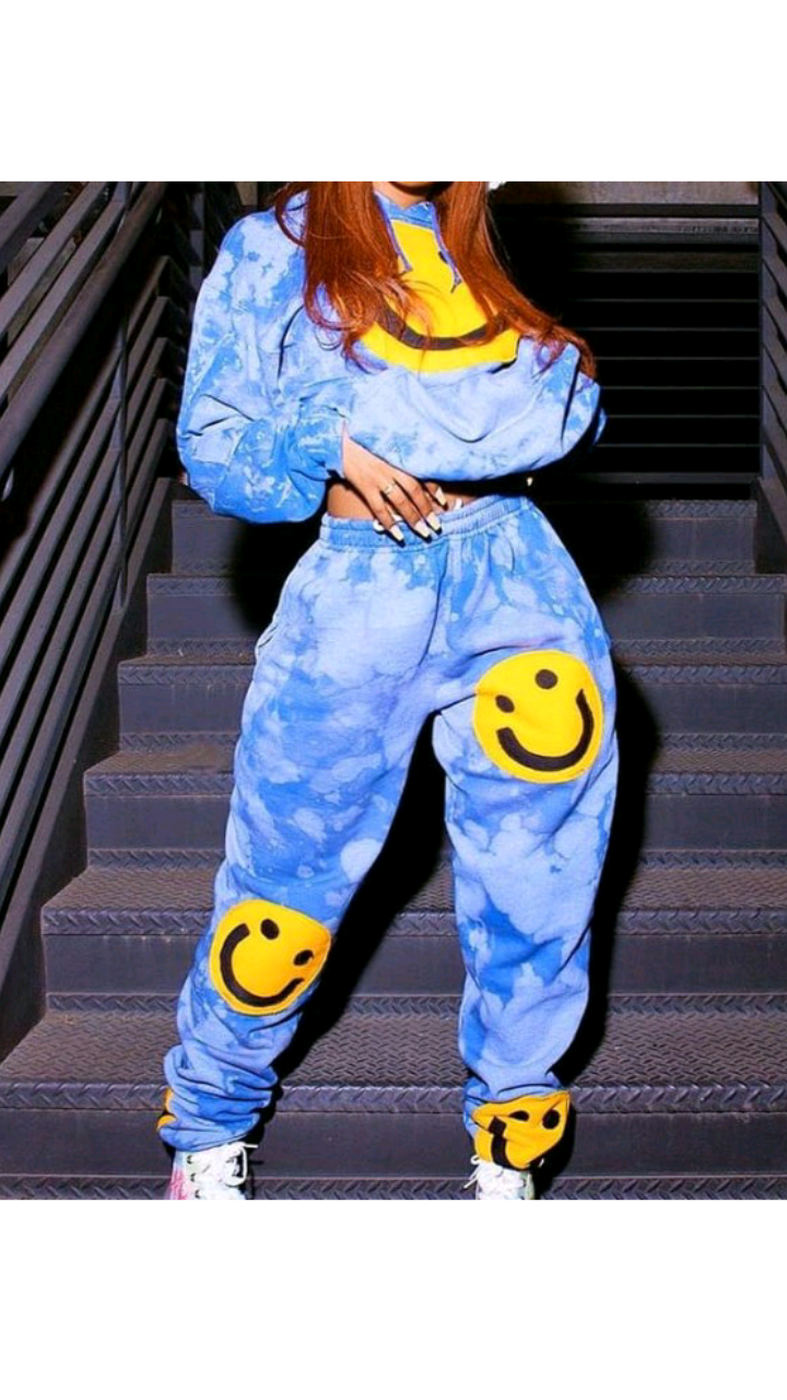 CASUAL TYE-DYE SMILEY FACE PRINTED HOODIE AND SWEATPANTS 2-PIECE SET