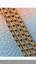 Load image into Gallery viewer, GRADIENT COLOR METAL CHAIN CROSSBODY BAG
