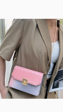 Load image into Gallery viewer, GRADIENT COLOR METAL CHAIN CROSSBODY BAG

