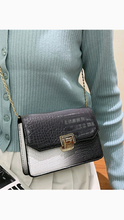 Load image into Gallery viewer, GRADIENT COLOR METAL CHAIN CROSSBODY BAG
