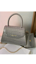 Load image into Gallery viewer, GRADIENT COLOR METAL CHAIN CROCODILE PATTERN CROSSBODY BAG
