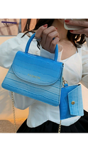 Load image into Gallery viewer, GRADIENT COLOR METAL CHAIN CROCODILE PATTERN CROSSBODY BAG
