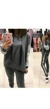 Load image into Gallery viewer, WOMEN'S CASUAL SOLID COLOR LOOSE HOODIE AND SWEAT PANTS 2-PIECE SET
