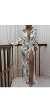 Load image into Gallery viewer, WOMEN'S FASHION GRAPHIC PRINTED LAPEL SLIDE-SLIT MAXI DRESS
